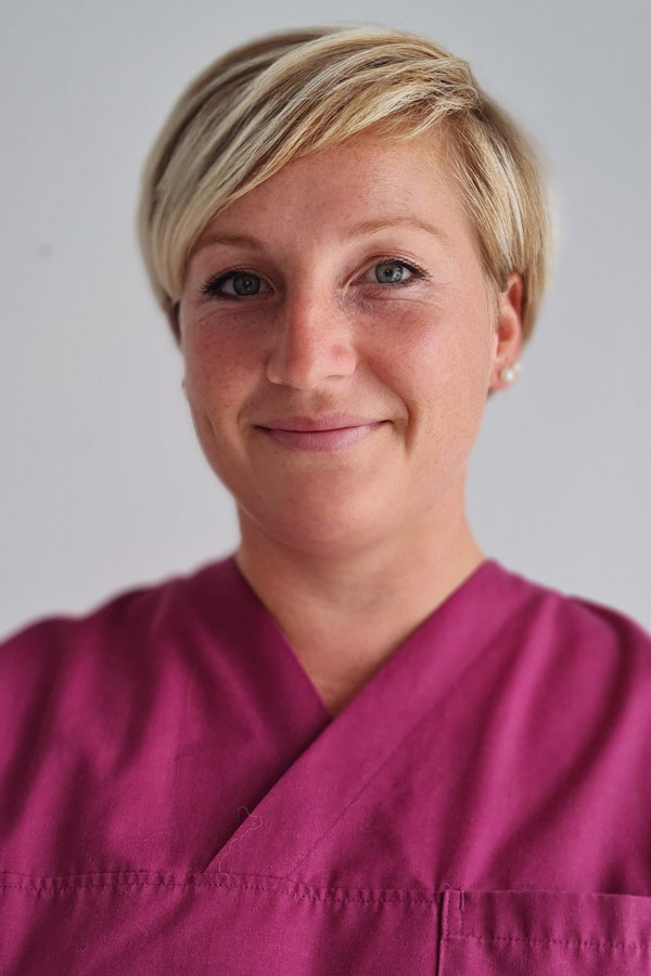 Dr. Claudia Tornede - Tierärztin in Detmold